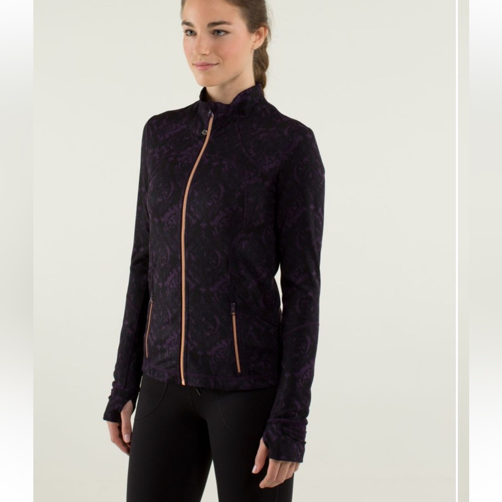 Lululemon Forme Jacket II *Textured Beautiful Baroque Deep Zinfandel Size 2